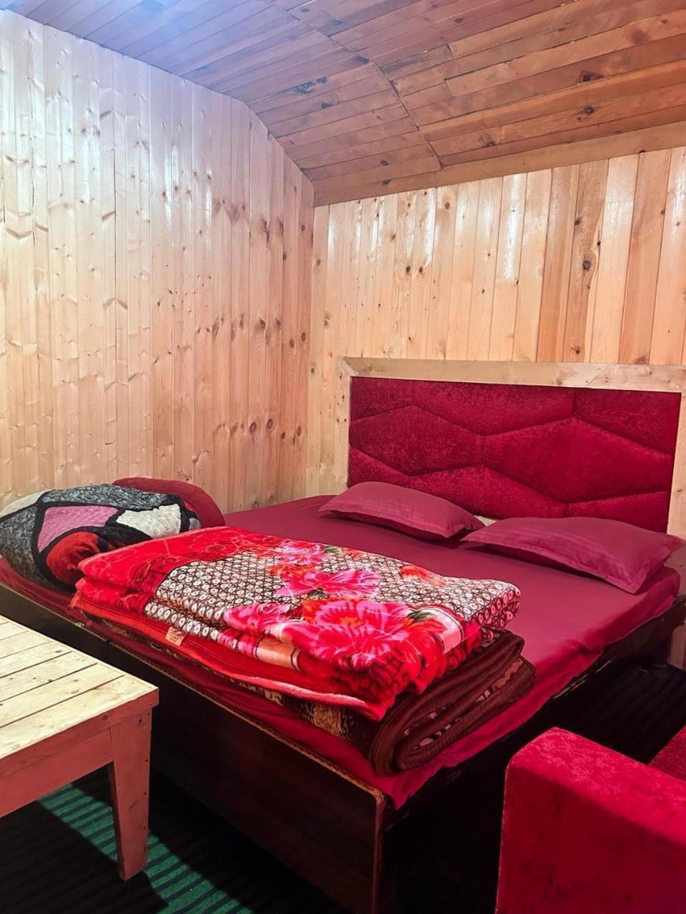 Hotel Lord Shiva Dimension Tosh Exterior foto