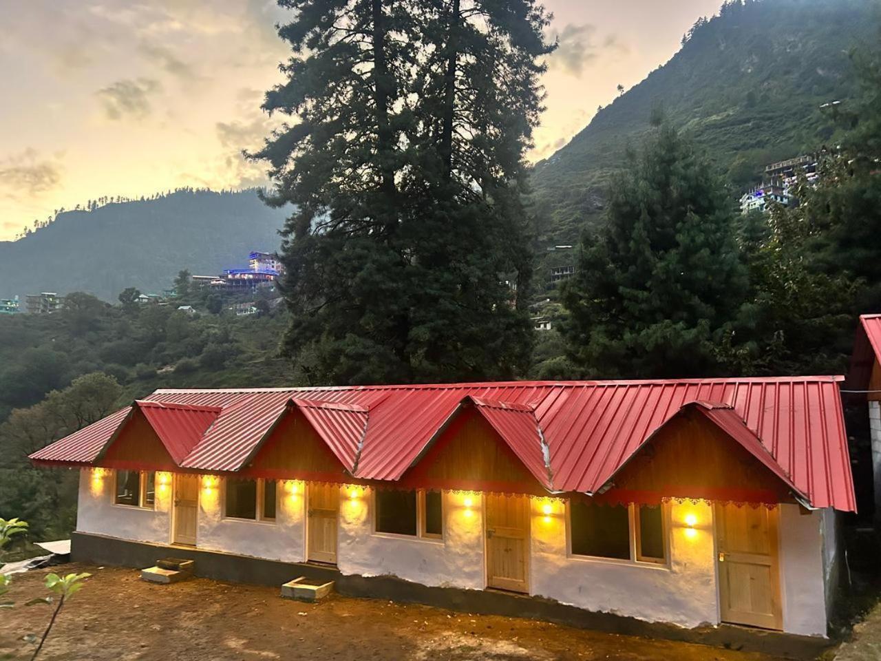 Hotel Lord Shiva Dimension Tosh Exterior foto