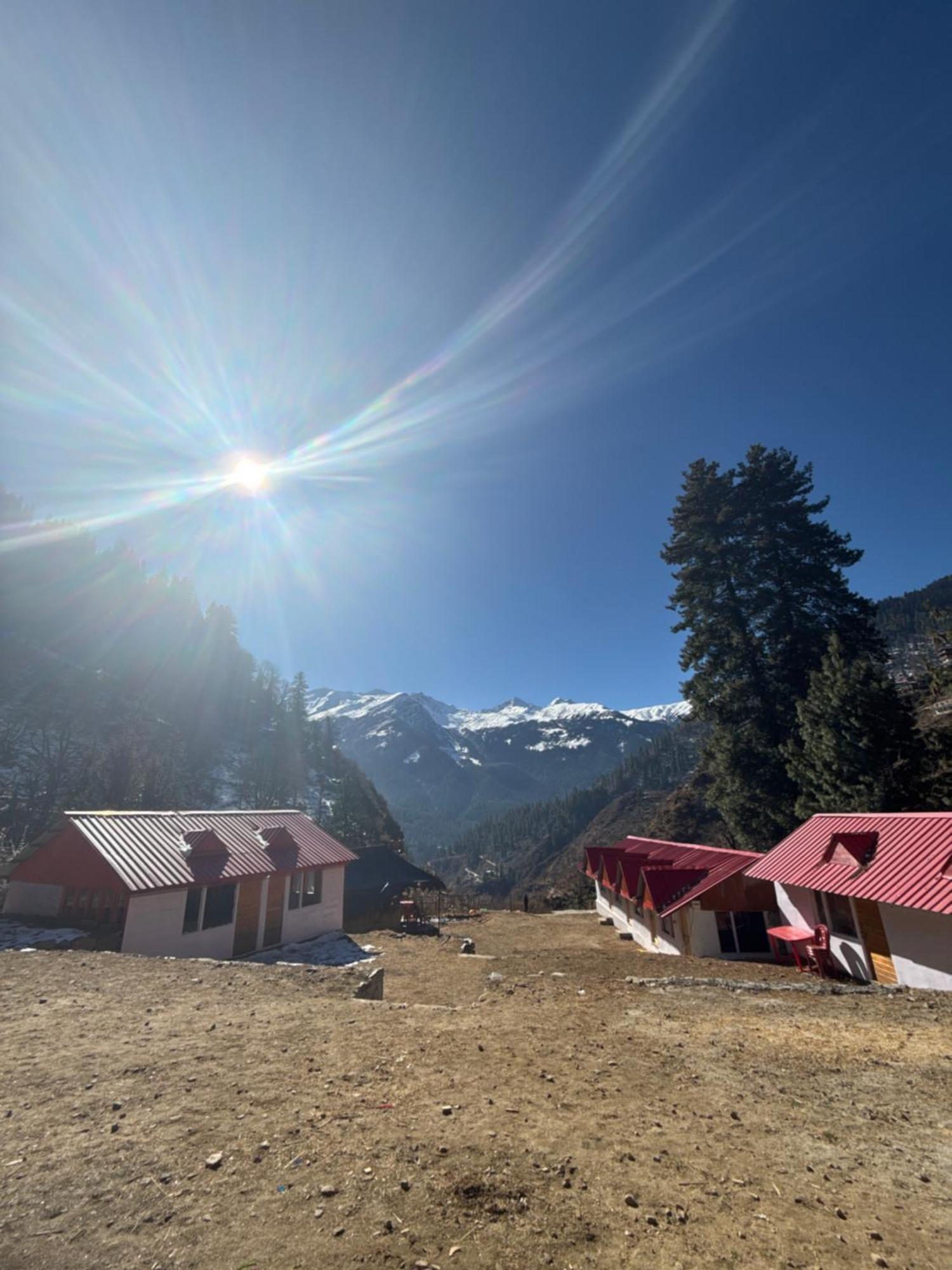 Hotel Lord Shiva Dimension Tosh Exterior foto