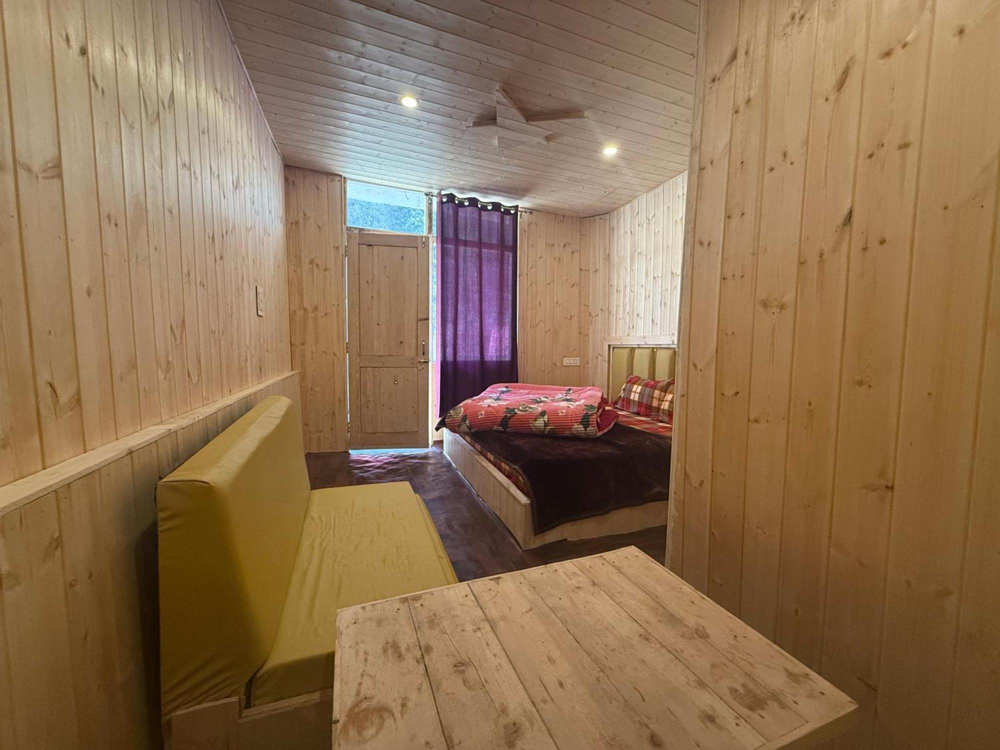 Hotel Lord Shiva Dimension Tosh Exterior foto